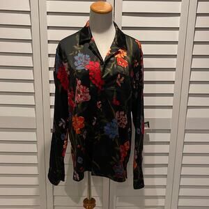 Urban Outfitters NWOT colorful Jacket/ Top with long sleeve